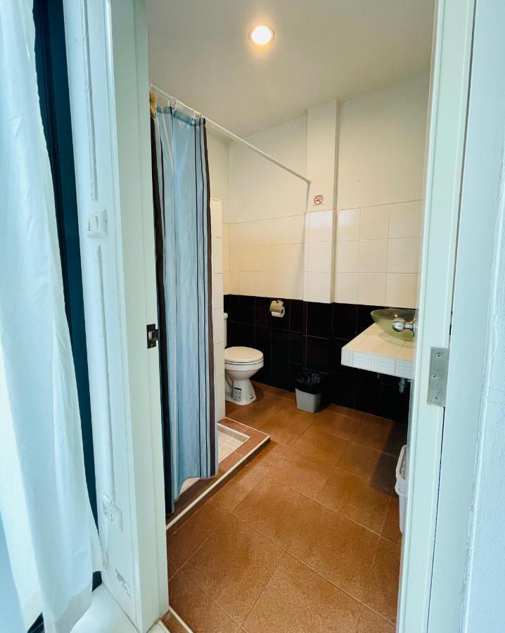 Wassana Sitdharma Guesthouse トラン エクステリア 写真
