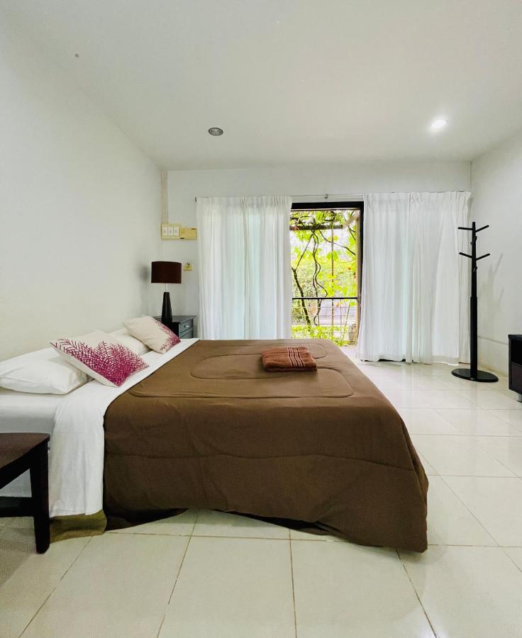 Wassana Sitdharma Guesthouse トラン エクステリア 写真
