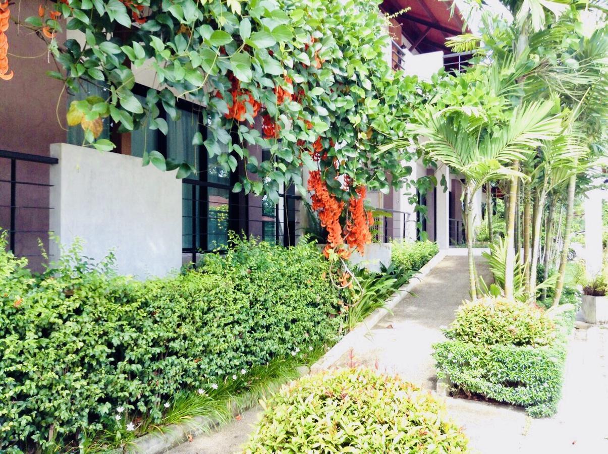 Wassana Sitdharma Guesthouse トラン エクステリア 写真